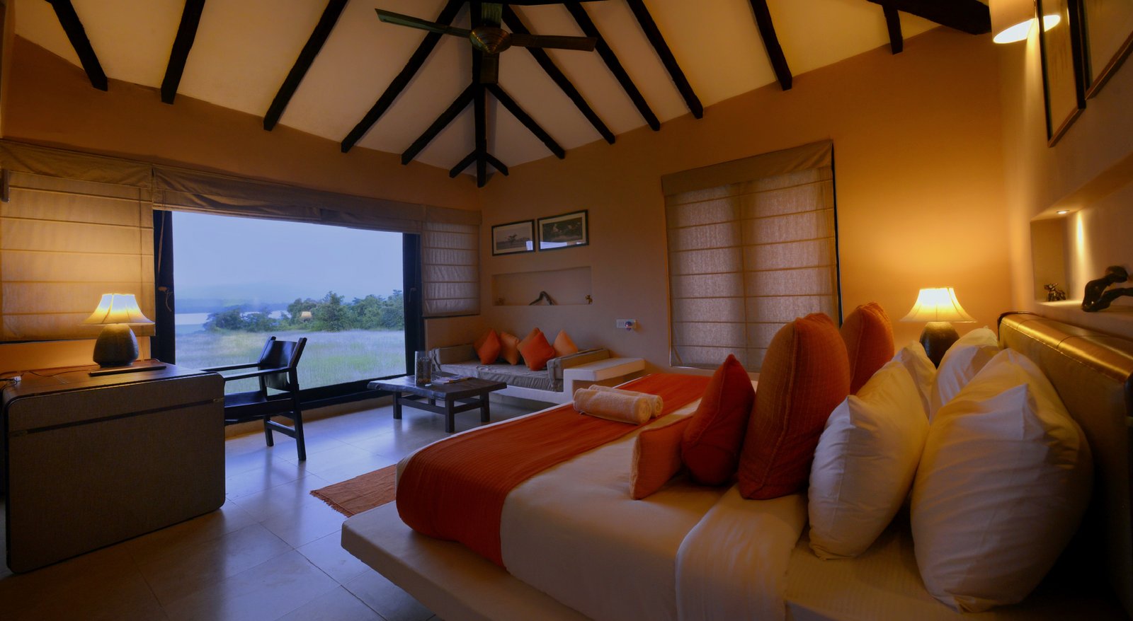 DenwaBackwaters_cottage interior1_0006